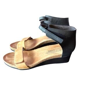 Naot Prophecy Dune/Coal Leather High Back Strap Wedge Sandal 36 women’s 7